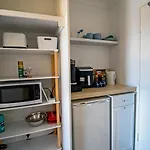 Charming Burleigh Studio